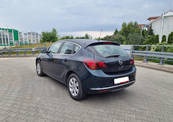 Opel Astra cena 23900 przebieg: 219000, rok produkcji 2014 z Gdańsk małe 79